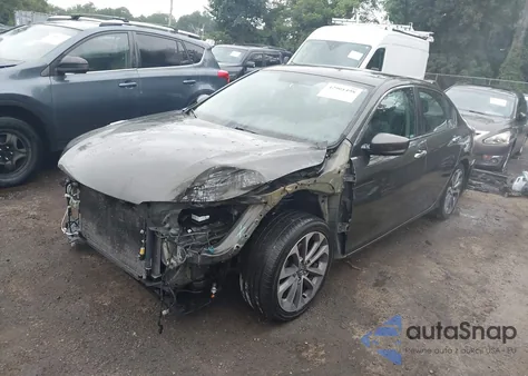 2013 Honda Accord Sport z USA, uszkodzony, nr VIN 1HGCR2F50DA267349